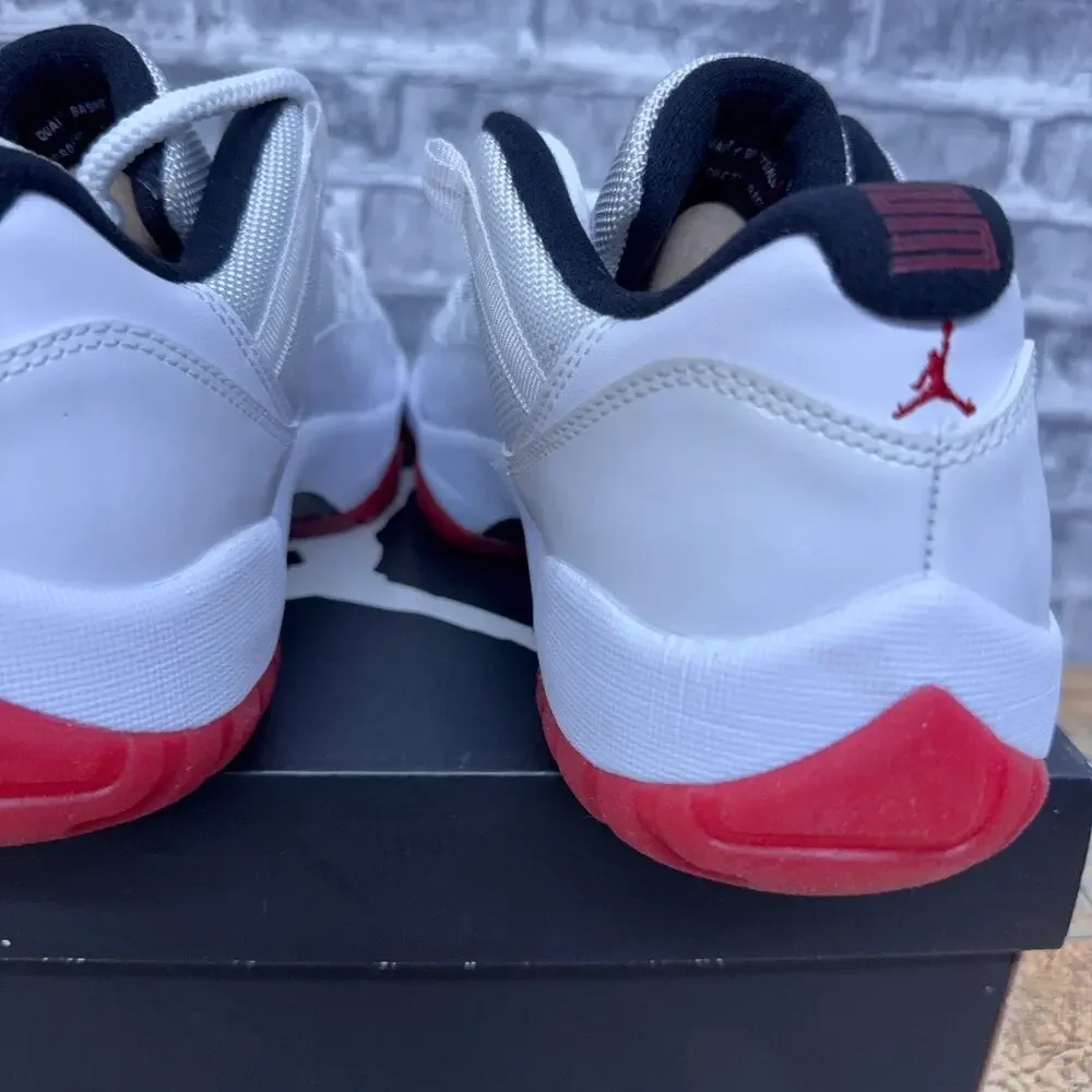 Nike Air Jordan 11 Retro Low White Varsity Red 528895-101 Mens Size 8.5 Rare